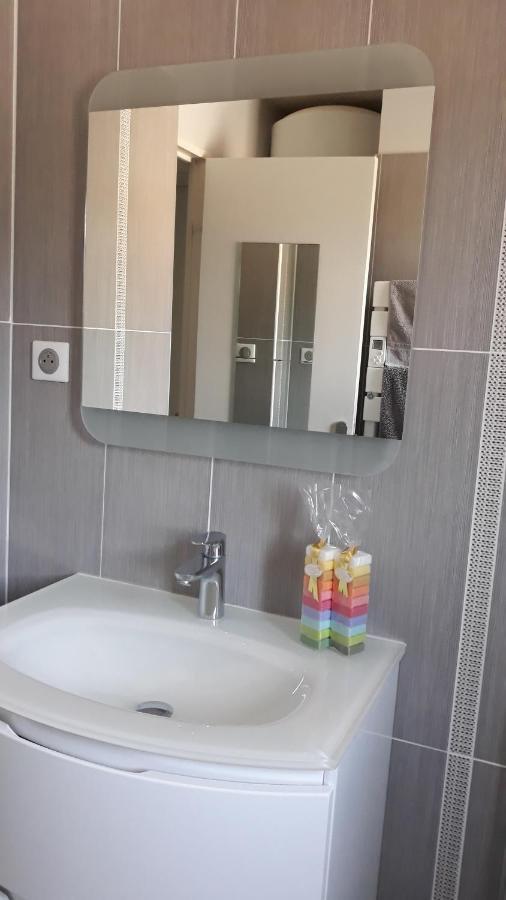 Pin-Rolland - Appartement 2 Chambres A 400M De La Plage Saint-Mandrier-sur-Mer Dış mekan fotoğraf
